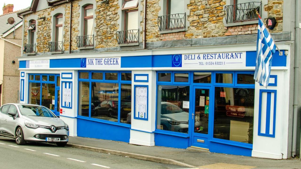 Bed and Breakfast Nik The Greek Burry Port Exterior foto